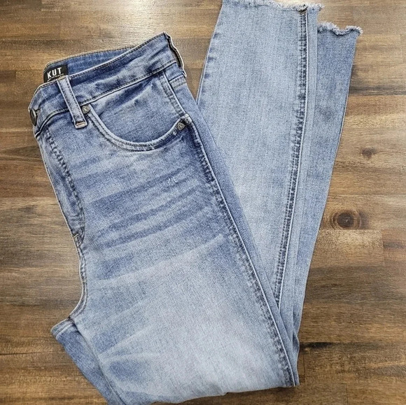 Kut from the Kloth Connie High Rise Fab Ab Crop Jeans - Picture 2 of 12